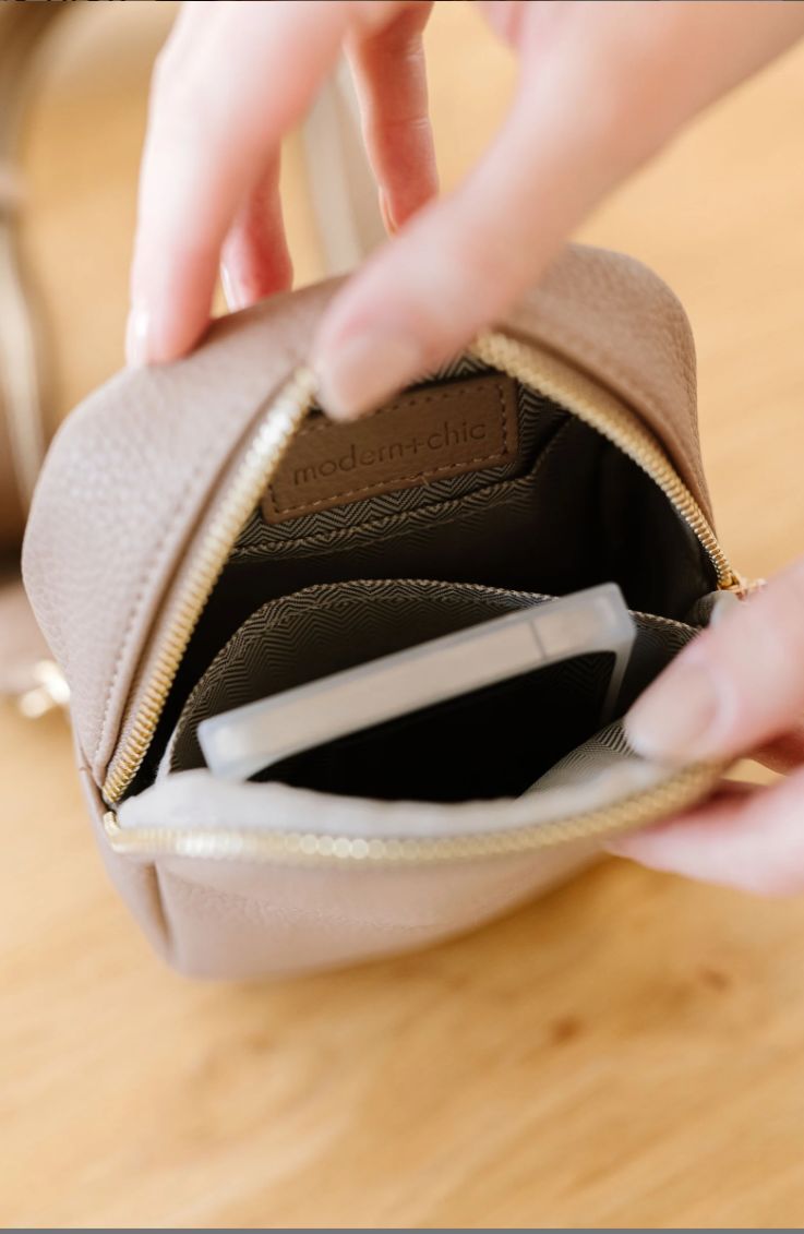 Modern & Chic Vegan Leather Crossbody Sling Bag