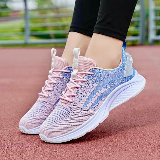 Women's Gradient Knit Running Sneakers